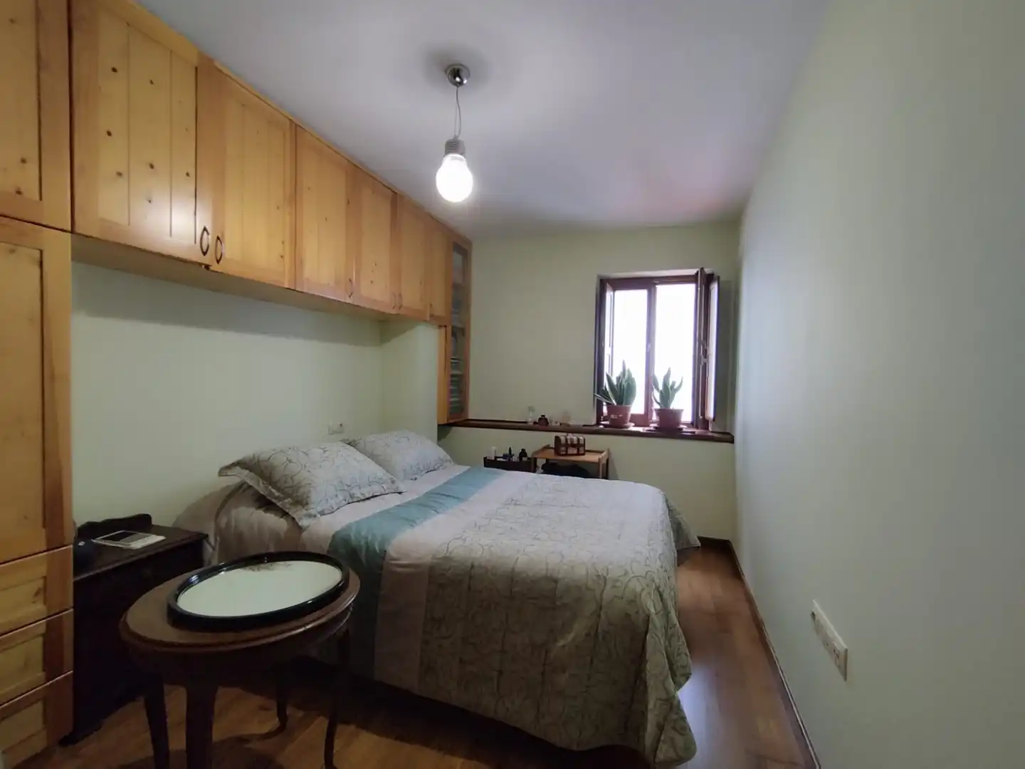 Schlafzimmer von Wohnung zum Verkauf in Betanzos mit Ofen und Balkon