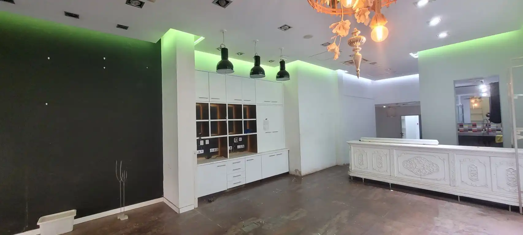 Local comercial en venta en Carrer de Viladomat, imagen 4