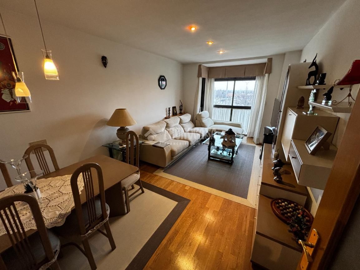 Living room of Flat for sale in  Madrid Capital  with Terrace