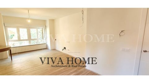 Foto 3 de Piso en venta en Plaza Blas Infante, Covibar - Pablo Iglesias, Rivas-Vaciamadrid