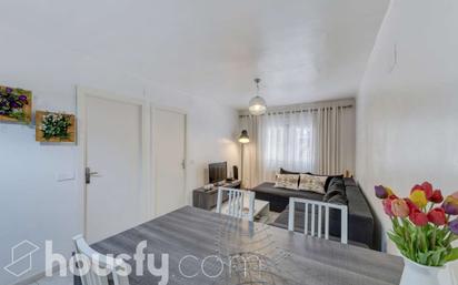 Bedroom of Flat for sale in  Barcelona Capital