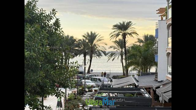 Piso en Venta en Bikini en Almuñecar Centro