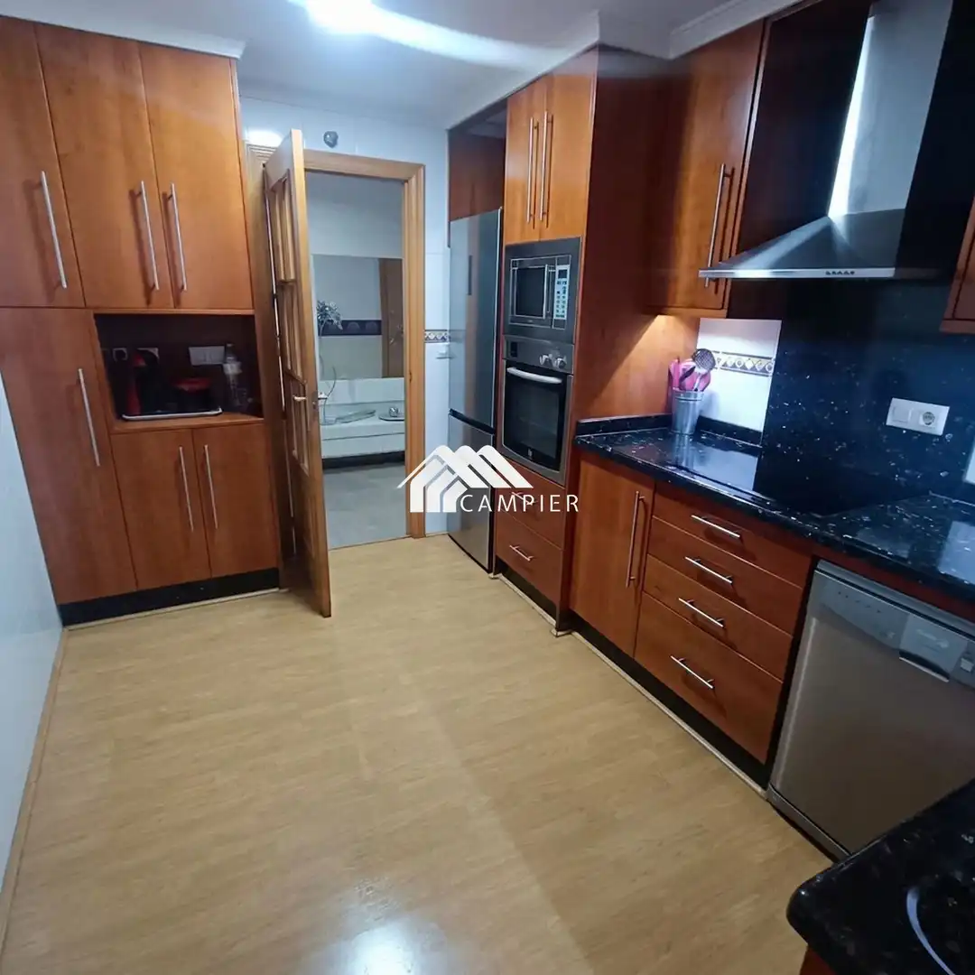 Küche von Wohnung zum Verkauf in Albacete mit Klimaanlage, Heizung und Terrasse