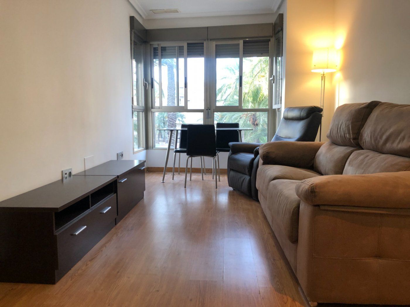 Living room of Flat to rent in Elche / Elx  with Air Conditioner, Storage room and Furnished