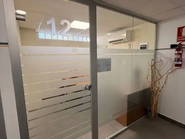 Oficina de lloguer en Castellón de la Plana / Castelló de la Plana amb Aire condicionat, Calefacció i Moblat