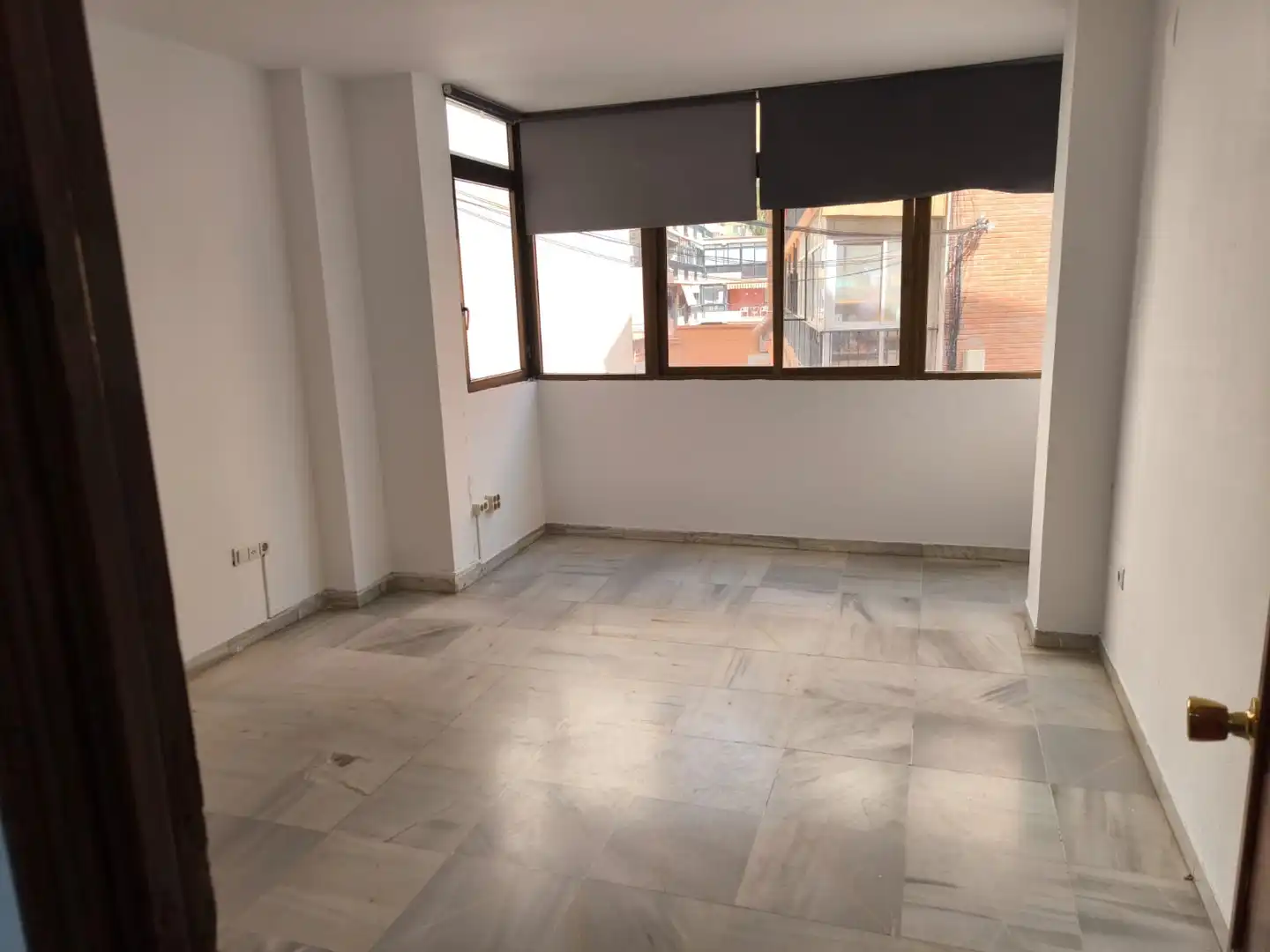Oficina de alquiler en Fuengirola con Aire acondicionado y Calefacción