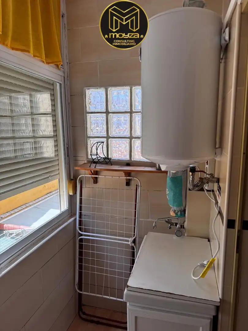 Terrasse von Wohnung zur Miete in Linares mit Klimaanlage und Heizung