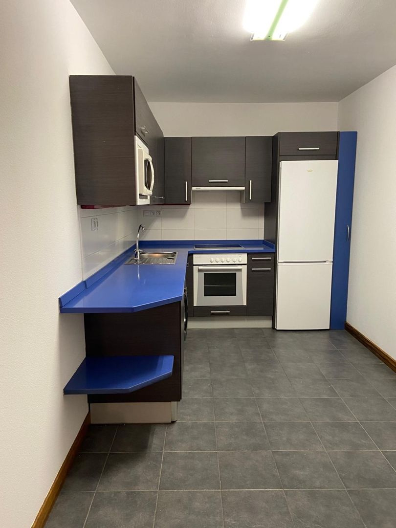 Cuina de Apartament en venda en Hendaye amb Calefacció, Traster i Moblat