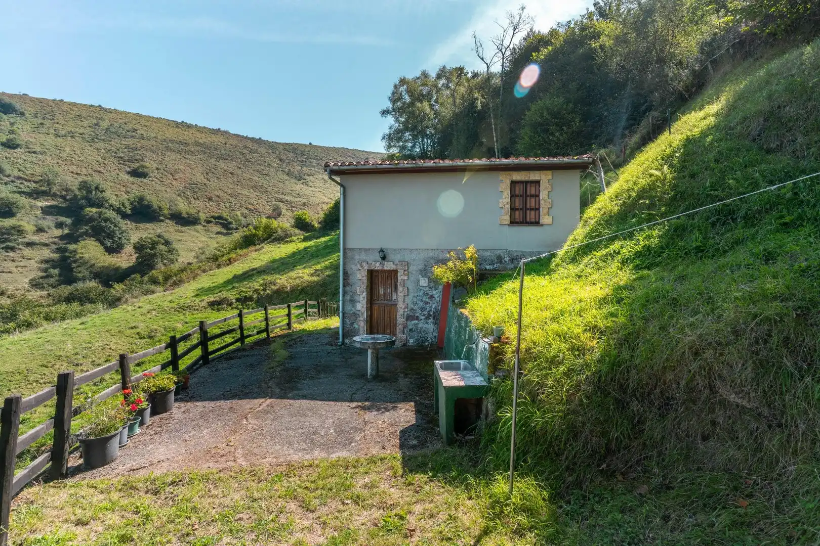 Garden of Houses for sale in Bimenes  with Heating, Private garden and Terrace