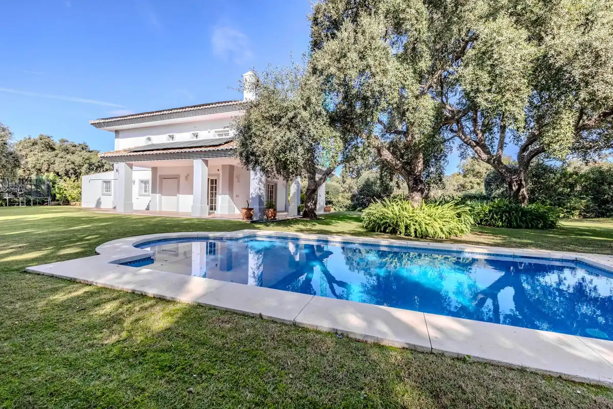 Jardí de Casa o xalet en venda en Sotogrande amb Aire condicionat, Jardí privat i Terrassa