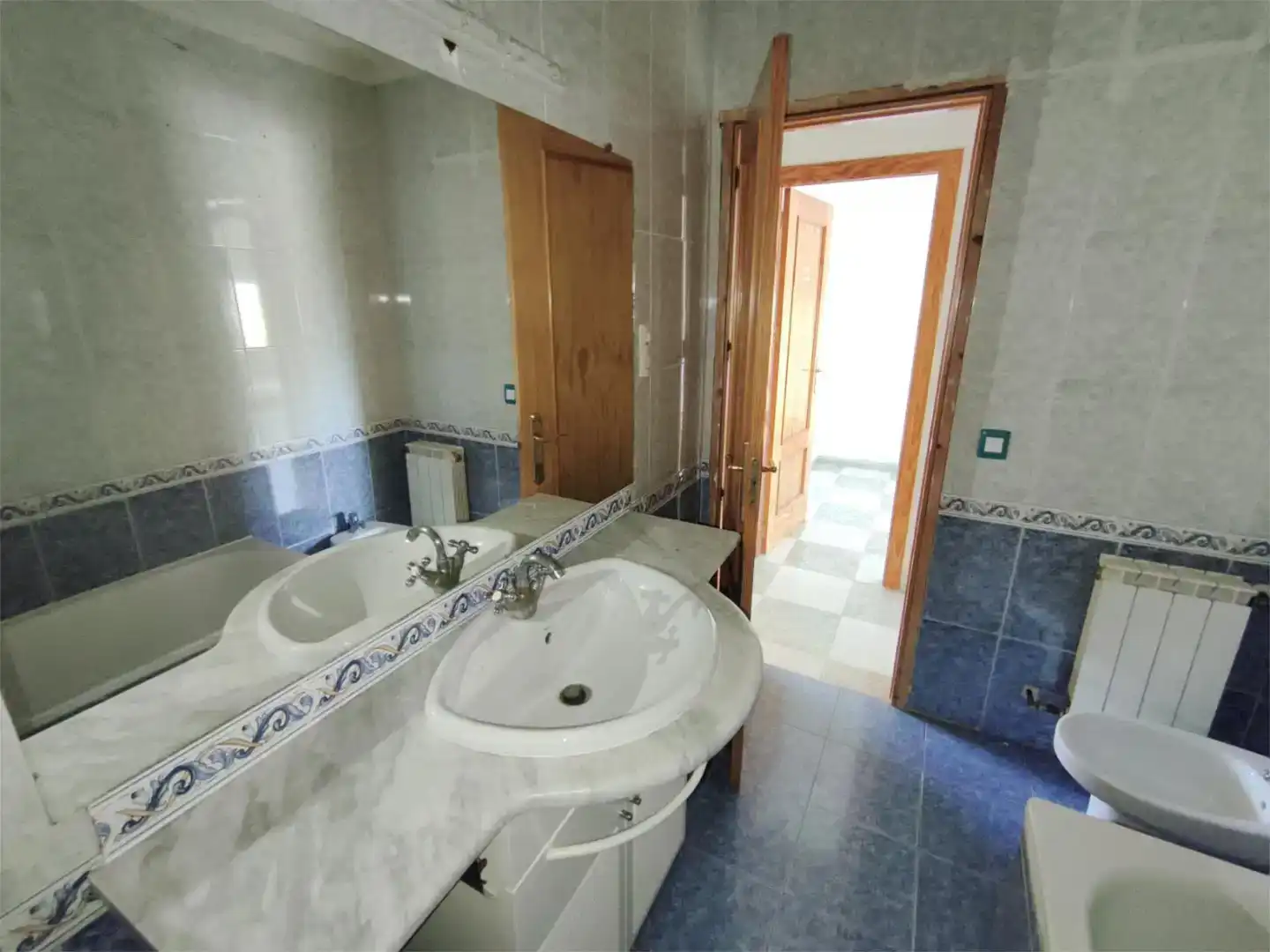 Baño de Piso en venta en Manzaneque con Amueblado