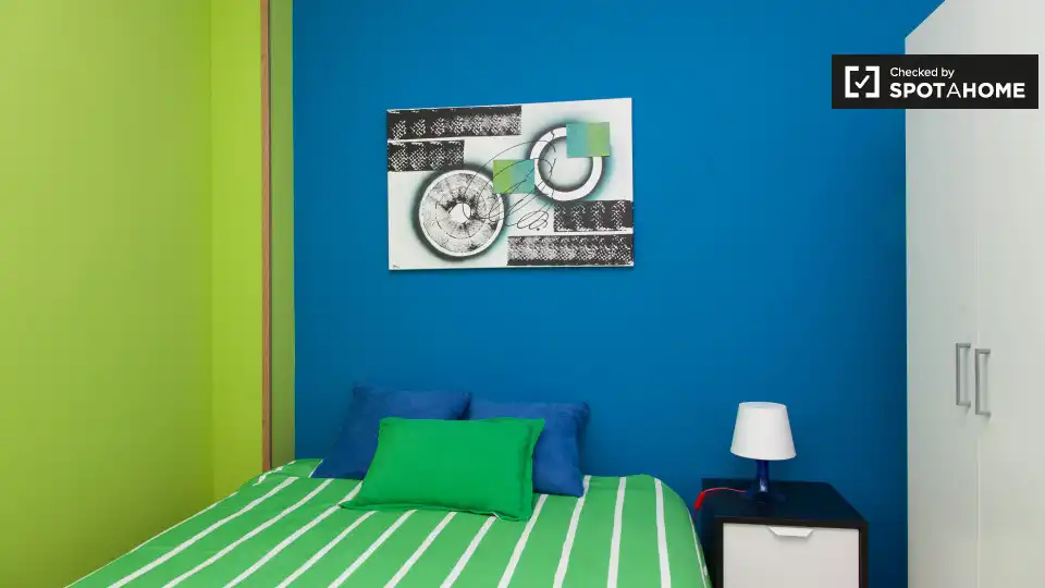 Bedroom of Flat for share in Alcalá de Henares  with Air Conditioner, Terrace and Furnished