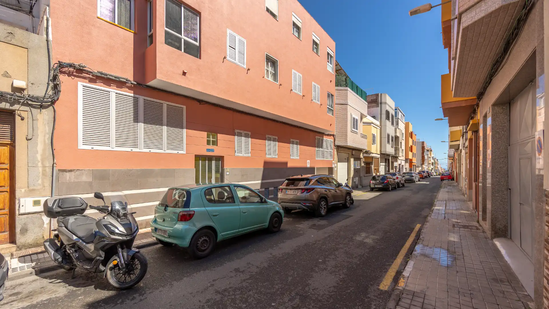 Außenansicht von Wohnung zum Verkauf in Las Palmas de Gran Canaria mit Abstellraum und Möbliert