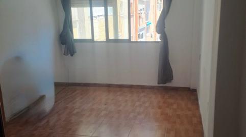 Foto 2 de Piso en venta en Héroe de Sostoa, 85, Parque Ayala - Jardín de la Abadía - Huelín, Málaga