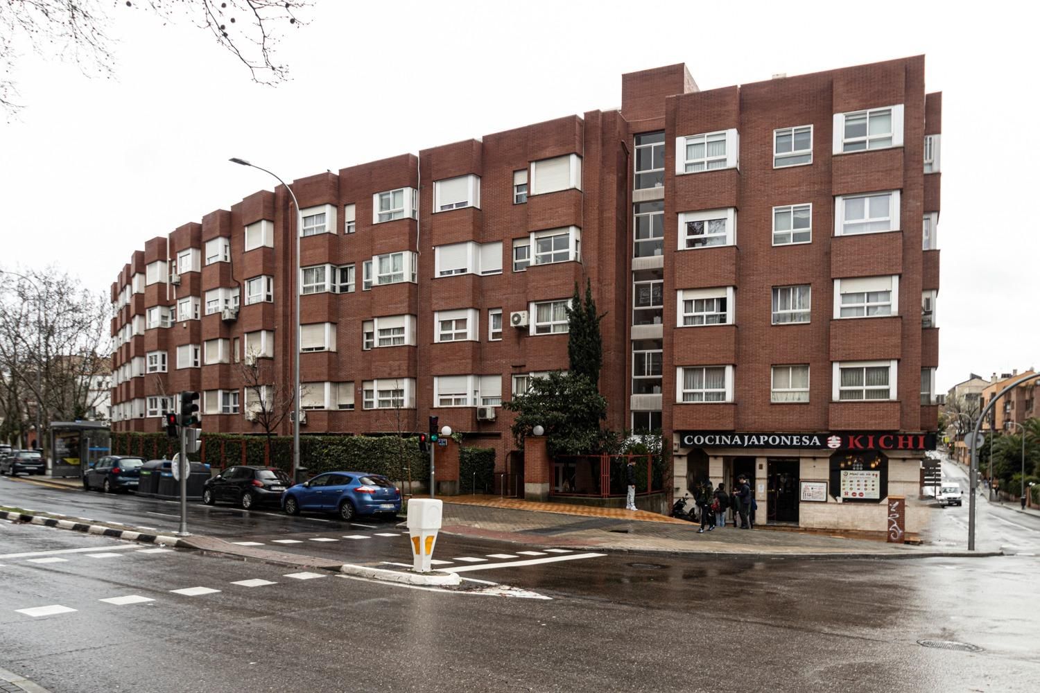 Vista exterior de Dúplex en venda en  Madrid Capital amb Calefacció, Jardí privat i Balcó