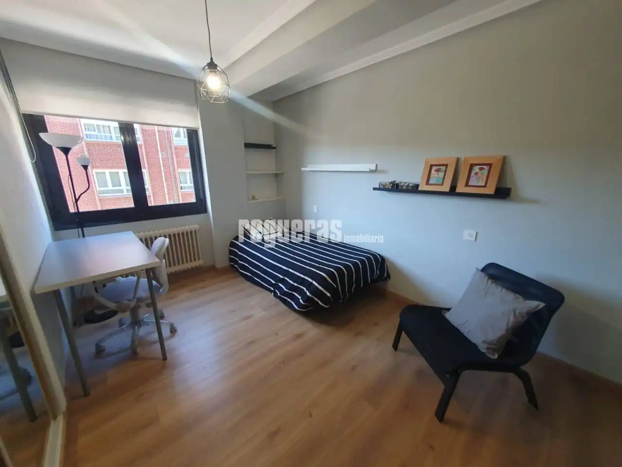 Habitación de Piso de alquiler en Castrillón con Calefacción, Terraza y Amueblado