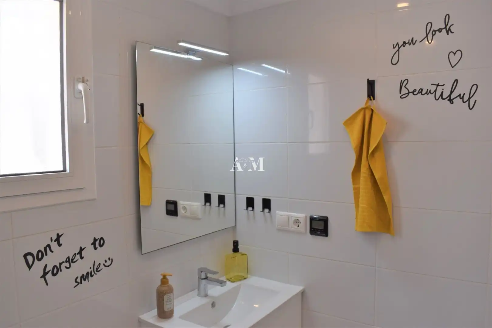 Baño de Planta baja de alquiler en Torrevieja con Aire acondicionado, Calefacción y Terraza