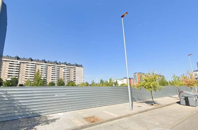 Casa-chalet en Venta en Centro