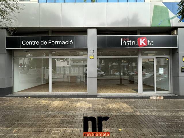 Local comercial en Alquiler en Barcelona en Can Tiana