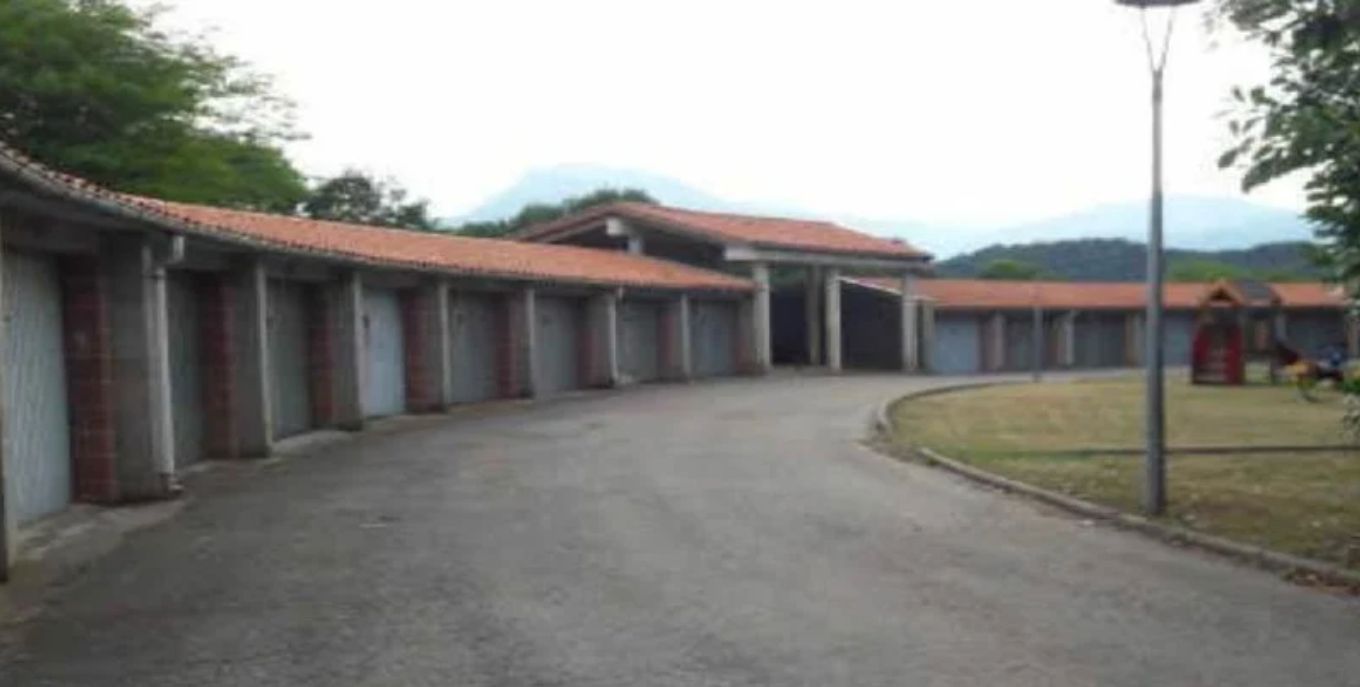 Exterior view of Garage for sale in Les Preses