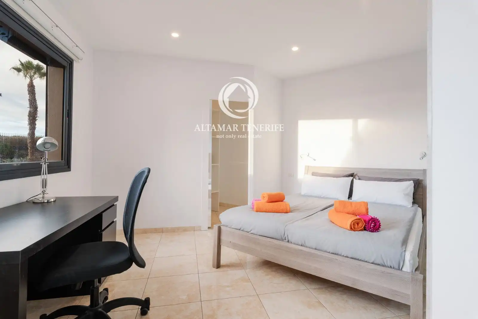 Terraced house with pool for sale in calle Helsinki, 12, imagen 10