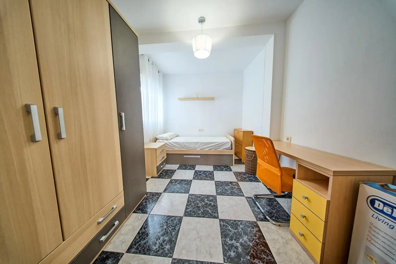 Schlafzimmer von Wohnung zur Miete in Granada