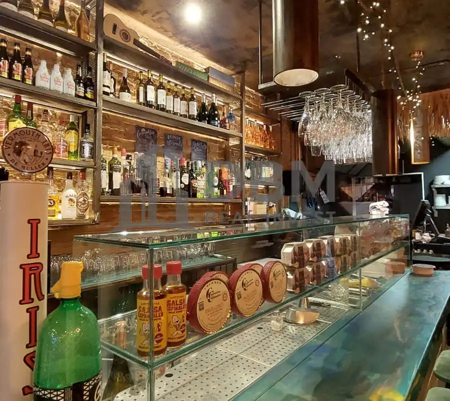 Business premises for transfer in Eixample, imagen 8