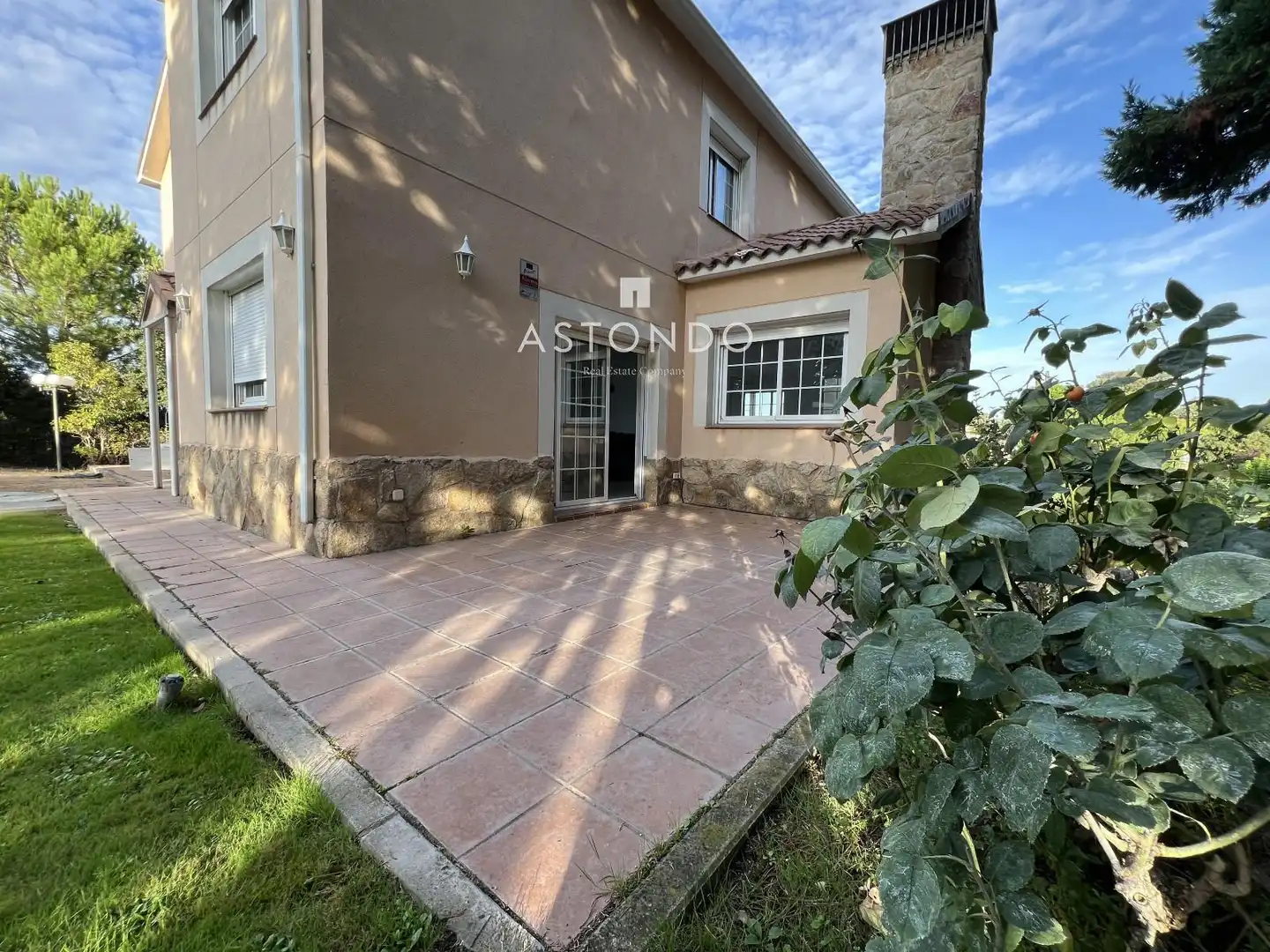 Terraza de Casa o chalet de alquiler en Ciudalcampo con Calefacción, Jardín privado y Terraza