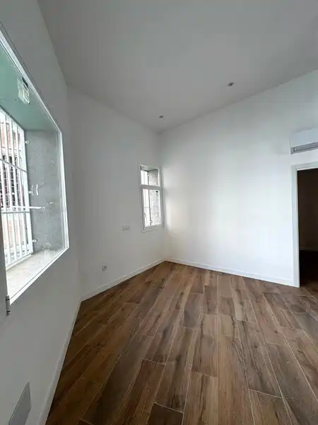 Bedroom of Flat for sale in Madrid  with Air Conditioner and Heating