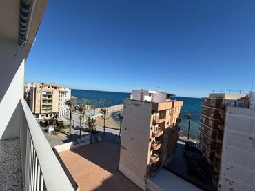 Apartamento con balcón en venta en Playa del Cura