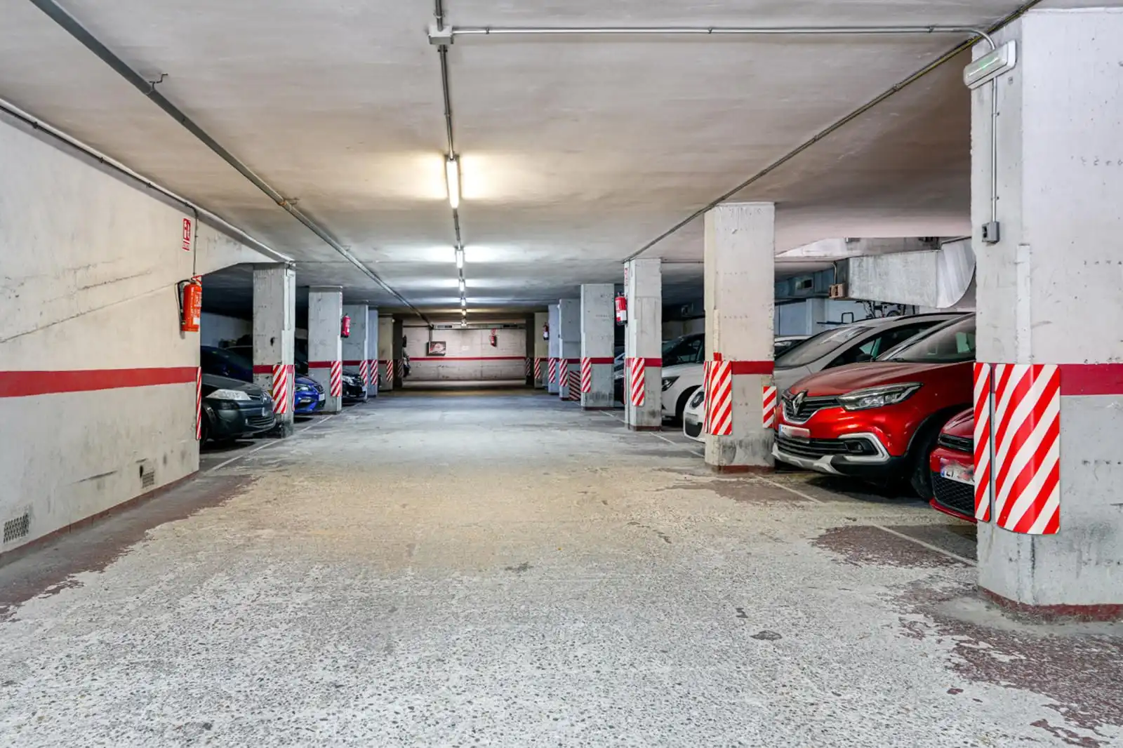 Parking of Attic for sale in Sant Feliu de Llobregat  with Air Conditioner, Heating and Terrace