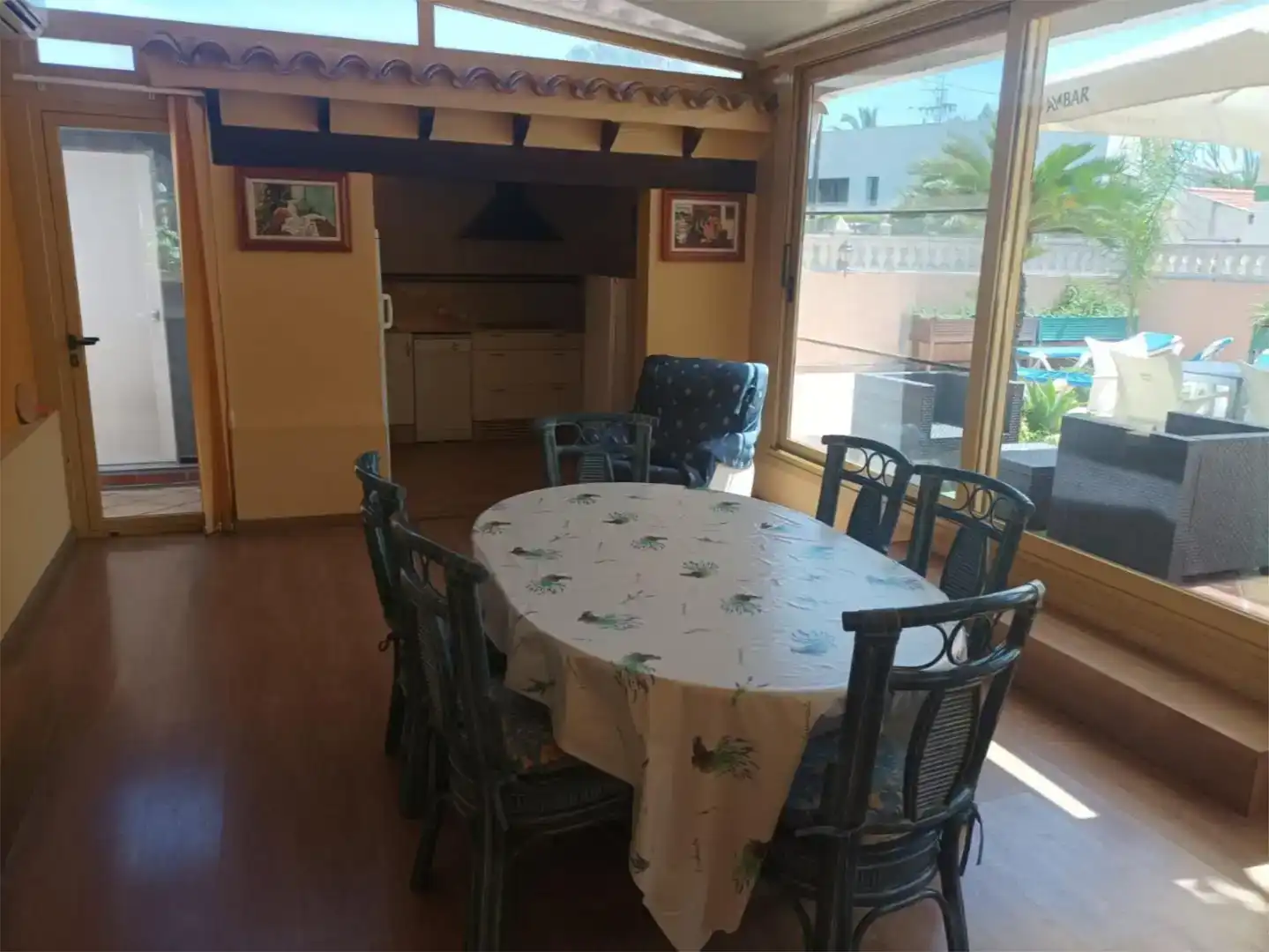 Menjador de Casa o xalet de lloguer en Dénia amb Aire condicionat, Jardí privat i Piscina