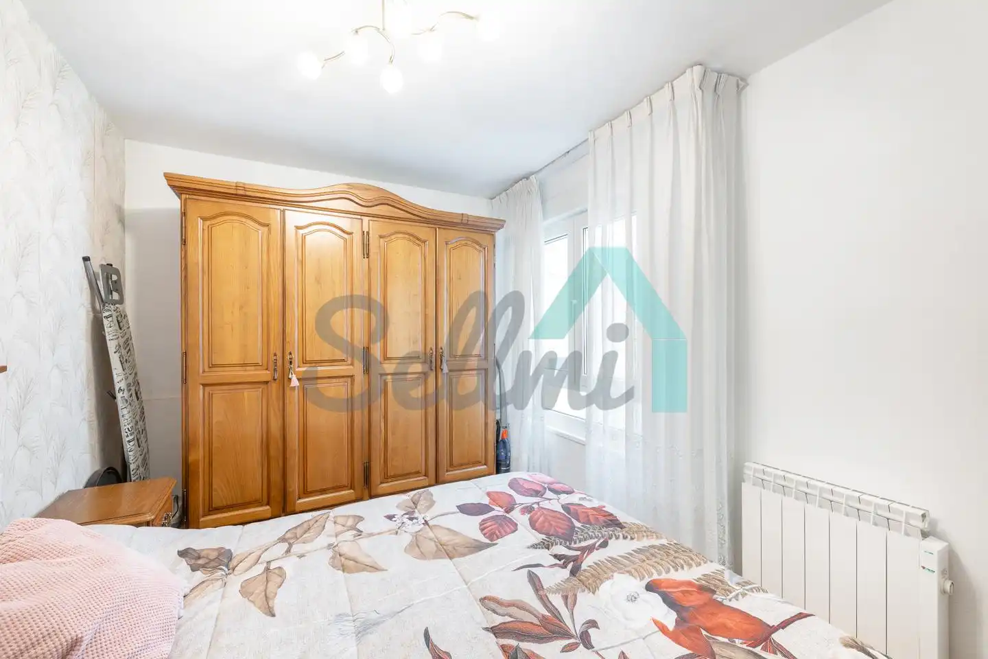 Bedroom of Flat for rent in Gijón   with Heating, Parquet flooring and Furnished