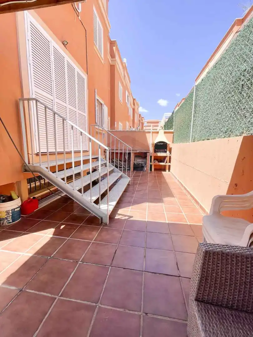 Terrassa de Casa o xalet en venda en Vélez-Málaga amb Aire condicionat, Calefacció i Jardí privat