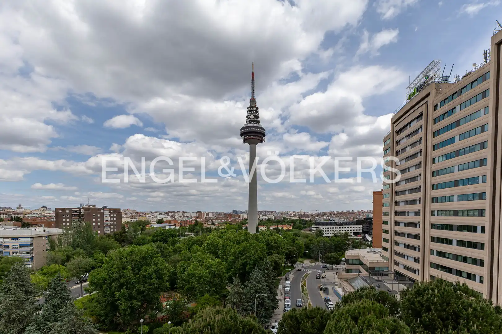 Vista exterior de Pis de lloguer en Madrid amb Aire condicionat, Calefacció i Traster