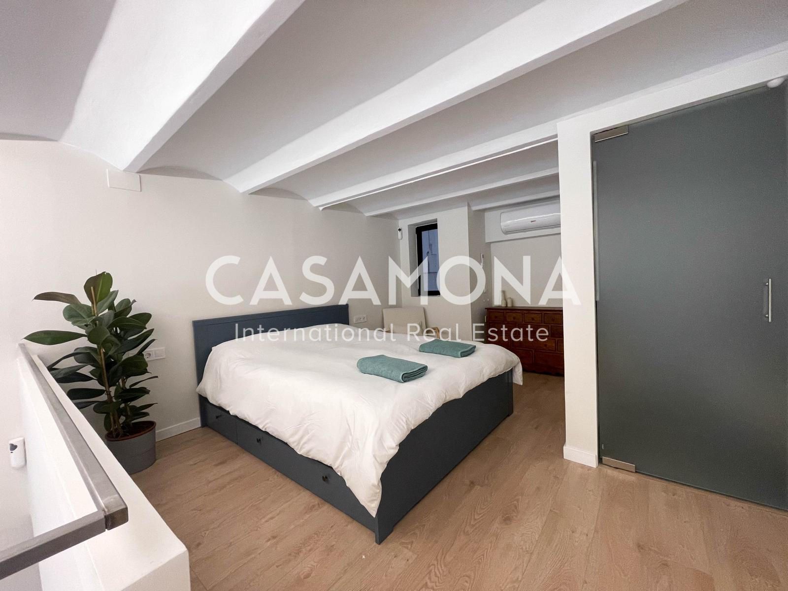 Bedroom of Duplex to rent in  Barcelona Capital  with Air Conditioner, Heating and Furnished