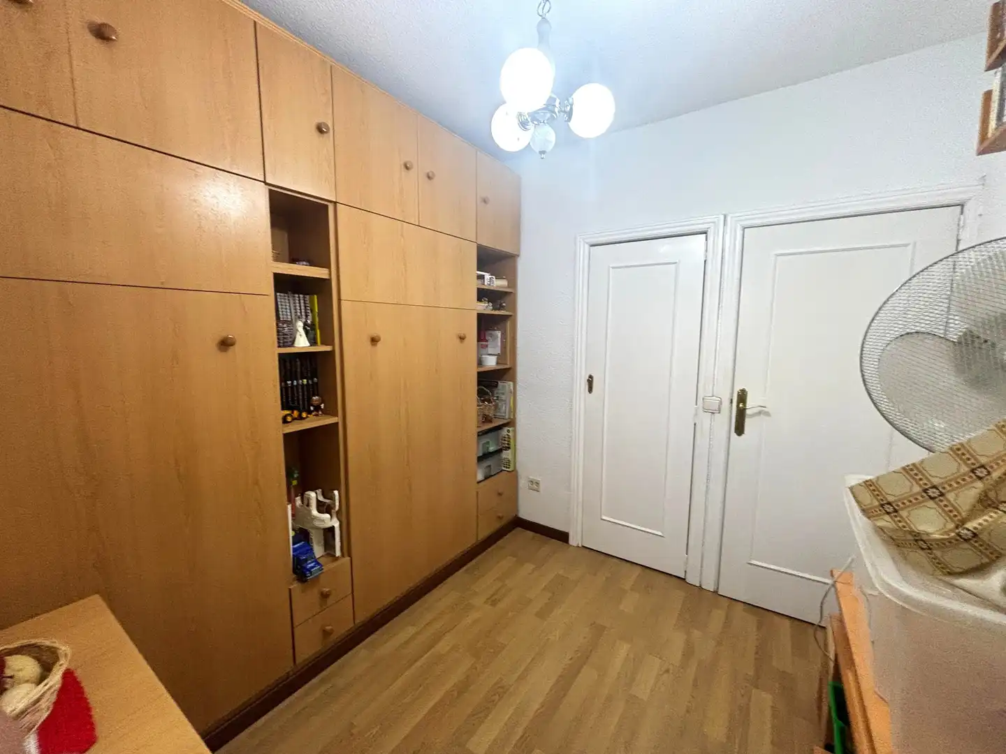 Habitación de Piso en venta en Madrid con Terraza, Trastero y Amueblado