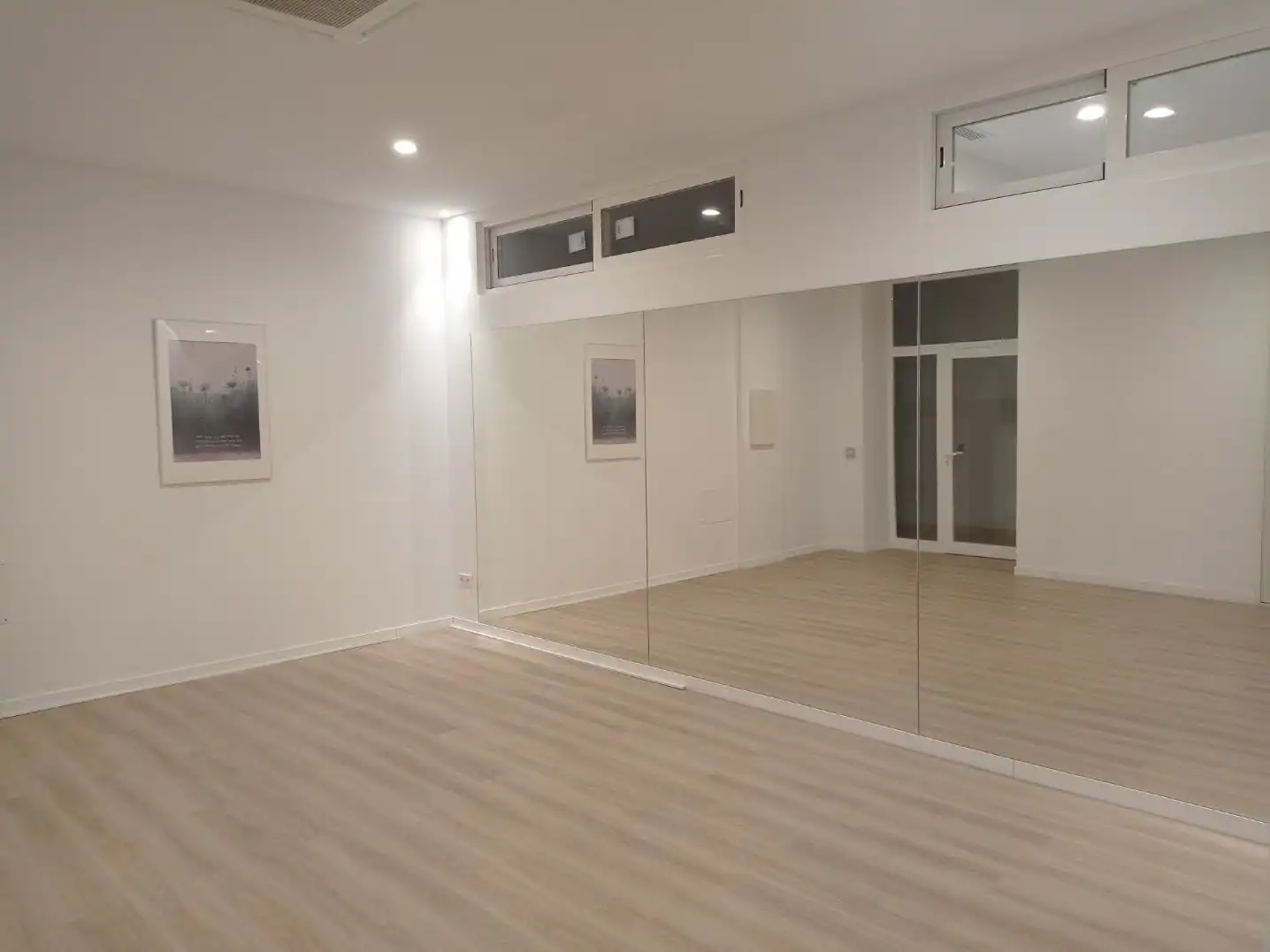 Office for rent in  Palma de Mallorca  with Air Conditioner and Internet