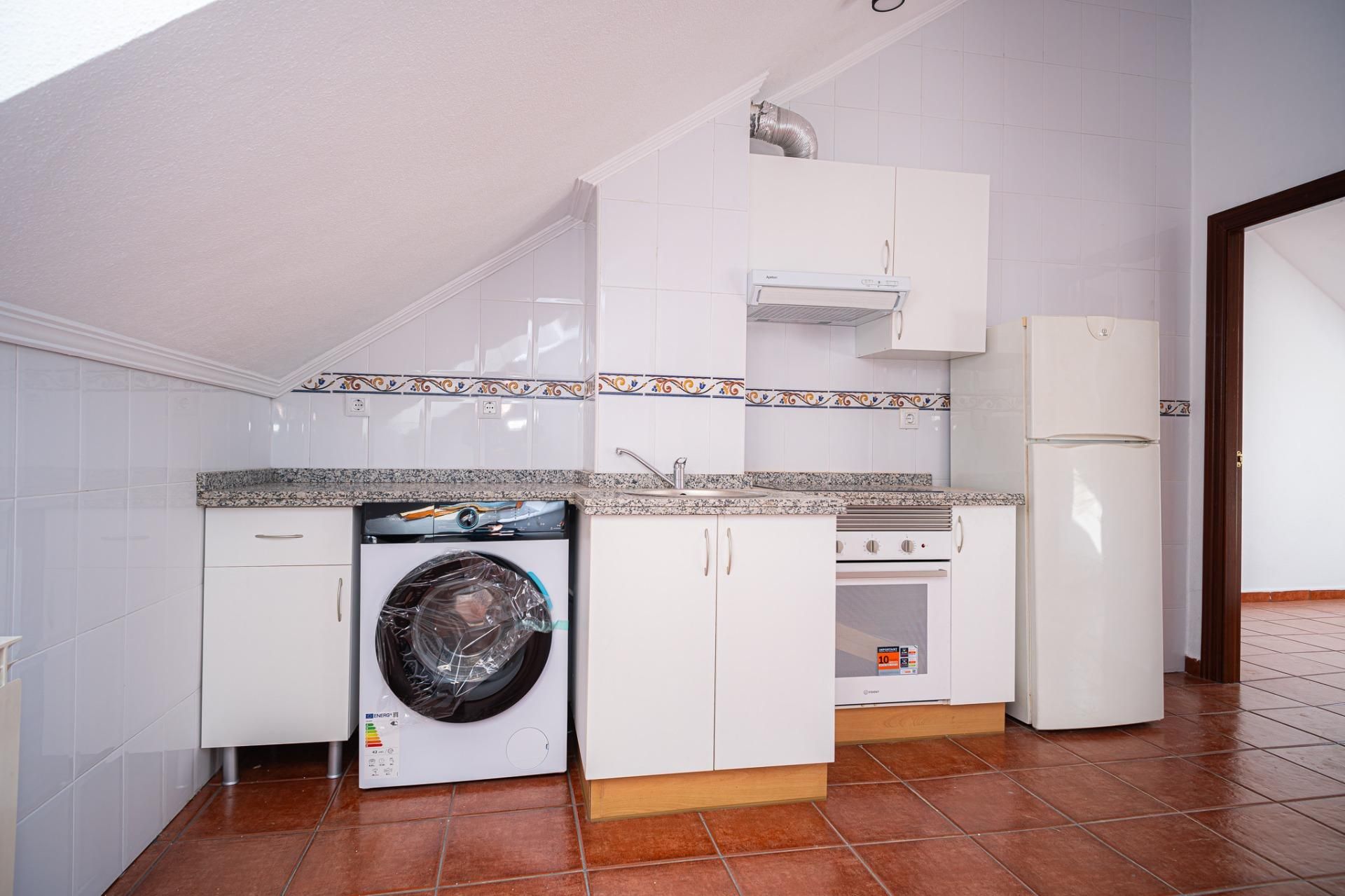 Kitchen of Attic for sale in Oviedo 