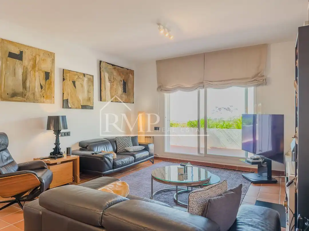Living room of Detached homes for sale in Sant Andreu de Llavaneres  with Air Conditioner, Heating and Terrace