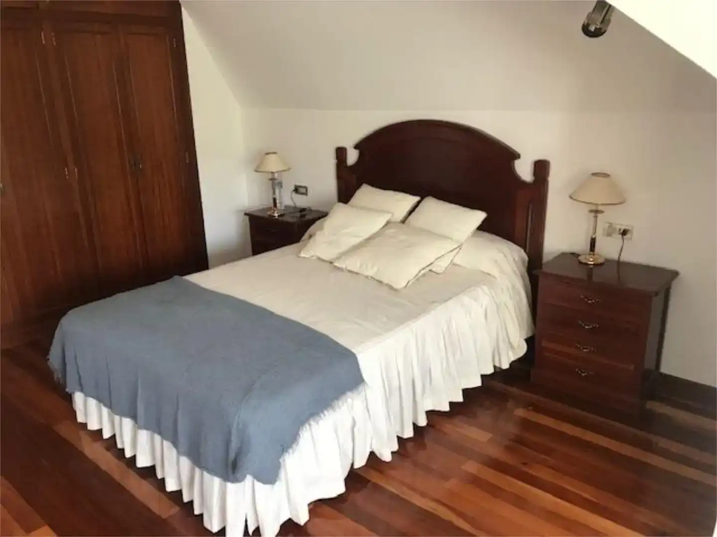 Habitación de Casa o chalet de alquiler en Cabanas con Jardín privado, Parquet y Piscina