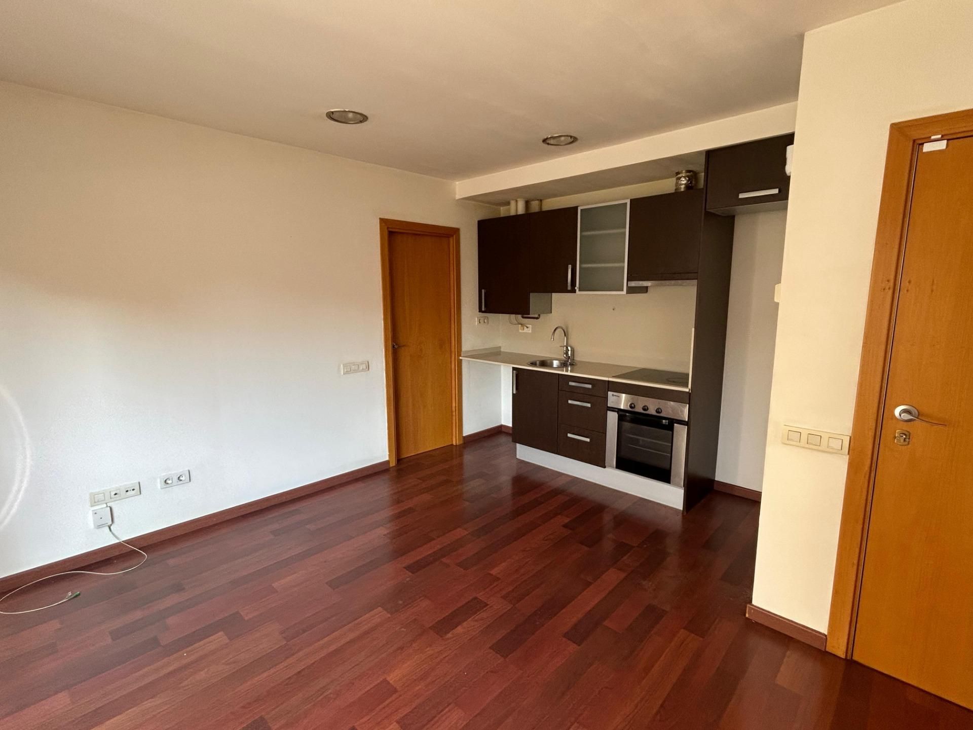 Kitchen of Flat for sale in Terrassa  with Heating, Parquet flooring and Balcony