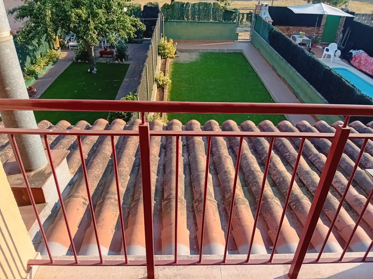 Terrassa de Casa adosada en venda en Girona amb Calefacció, Jardí privat i Rentadora
