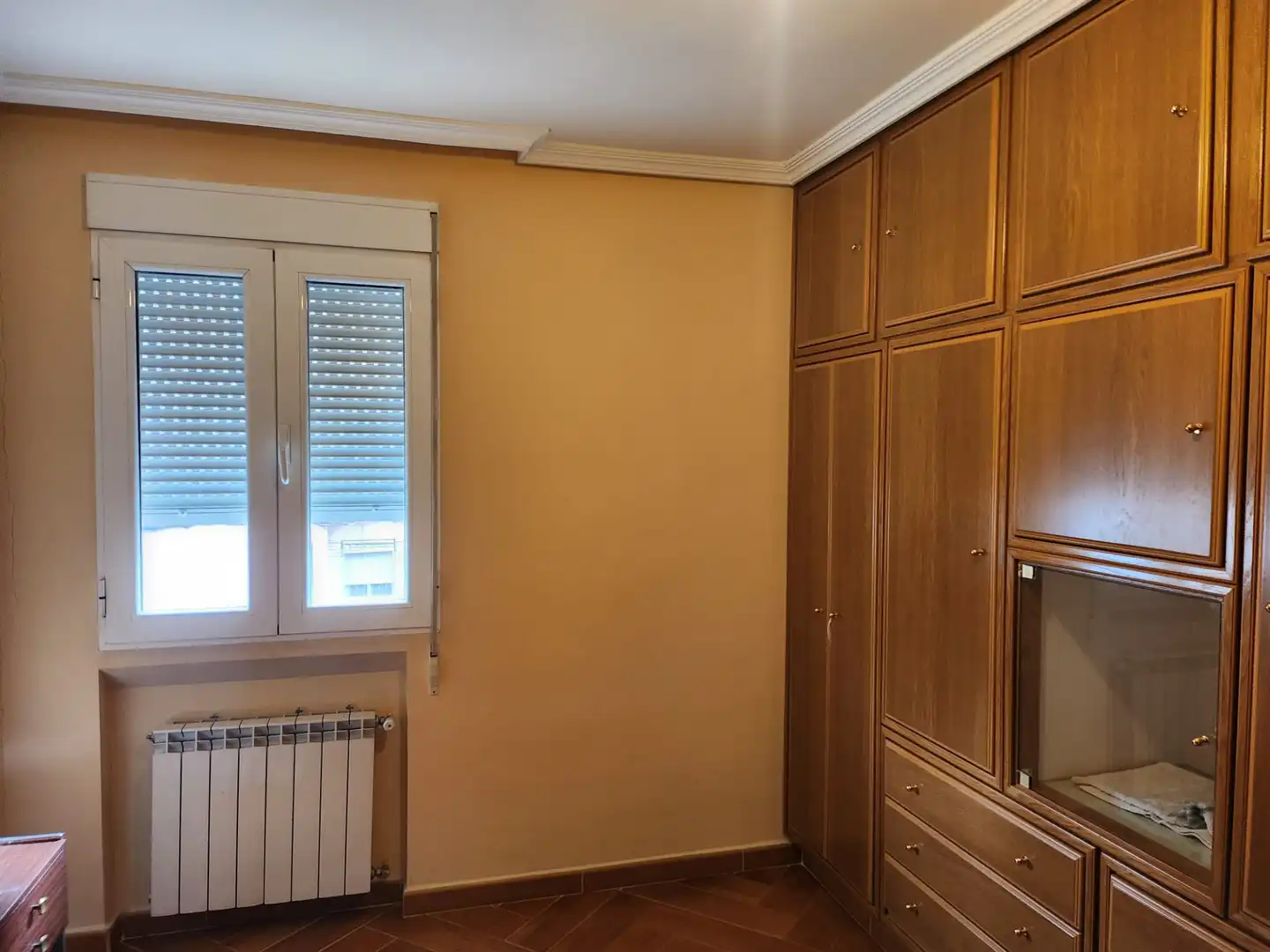 Habitación de Piso en venta en Parla con Amueblado