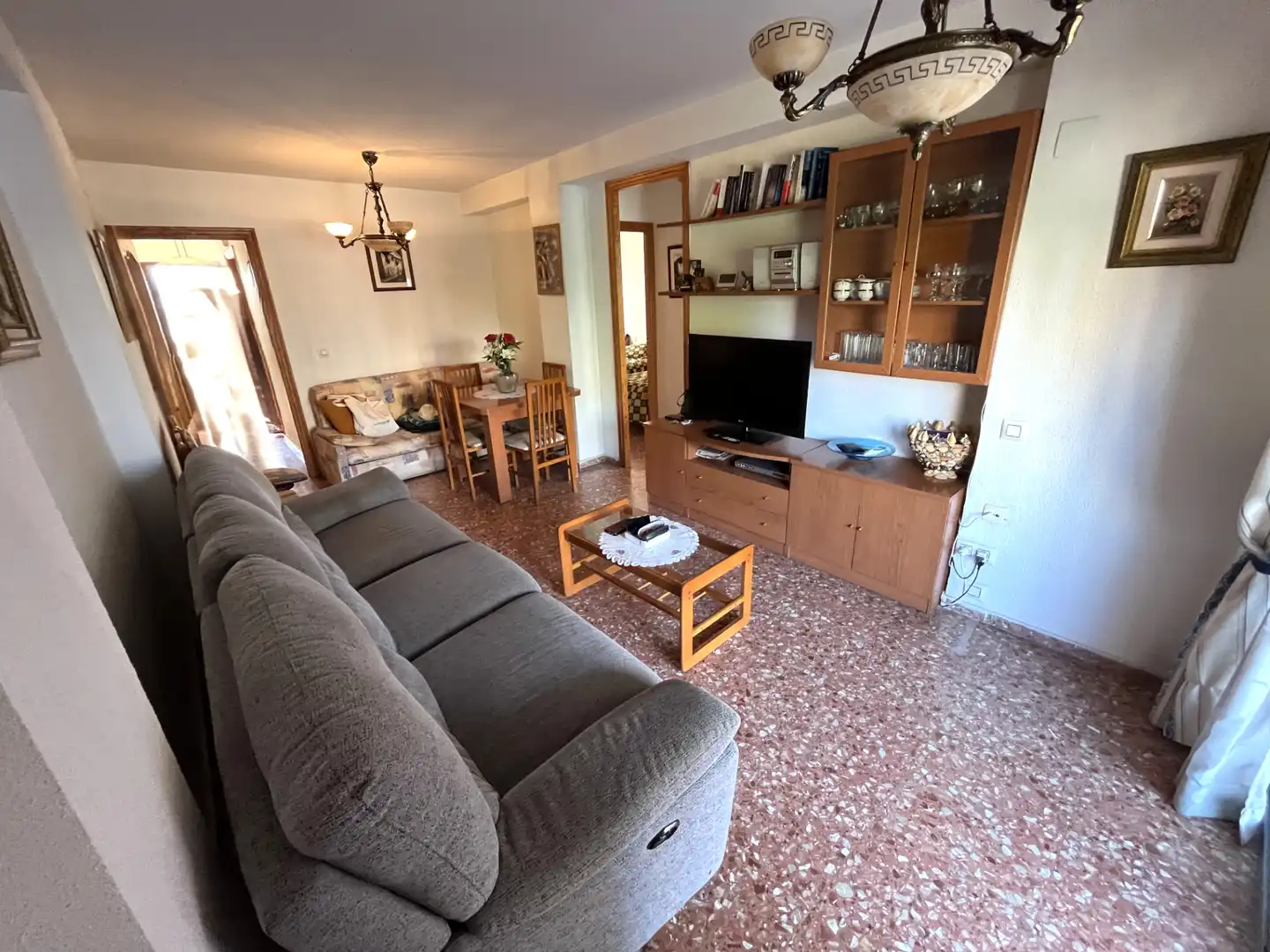 Sala d'estar de Pis en venda en Benidorm amb Aire condicionat, Moblat i Balcó
