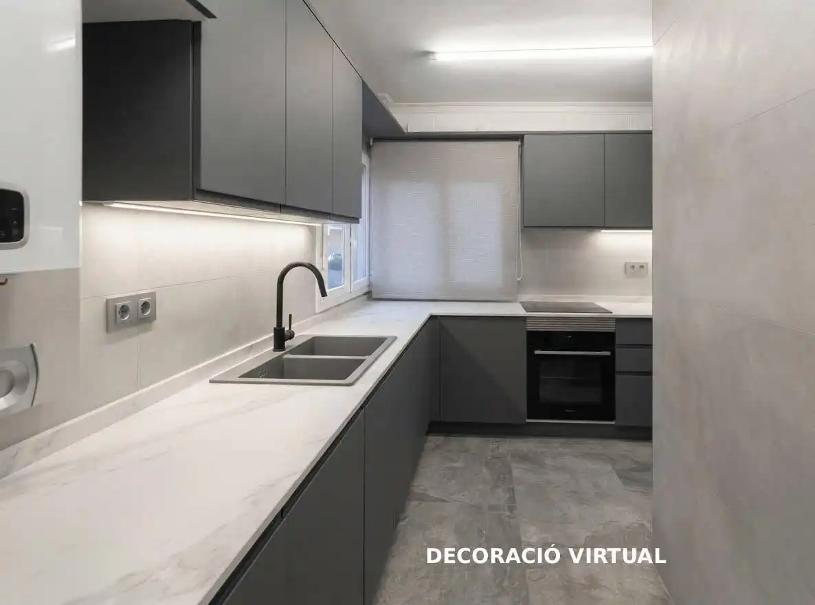 Küche von Wohnung zum Verkauf in Lleida mit Heizung