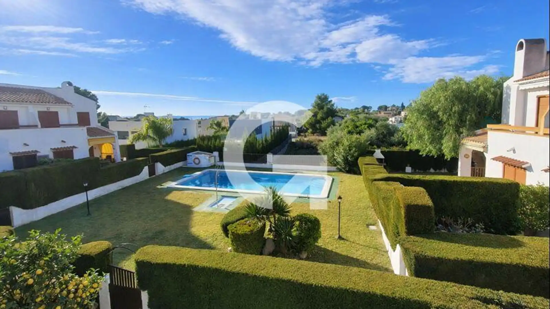 Jardí de Casa adosada en venda en Cunit amb Aire condicionat, Calefacció i Jardí privat