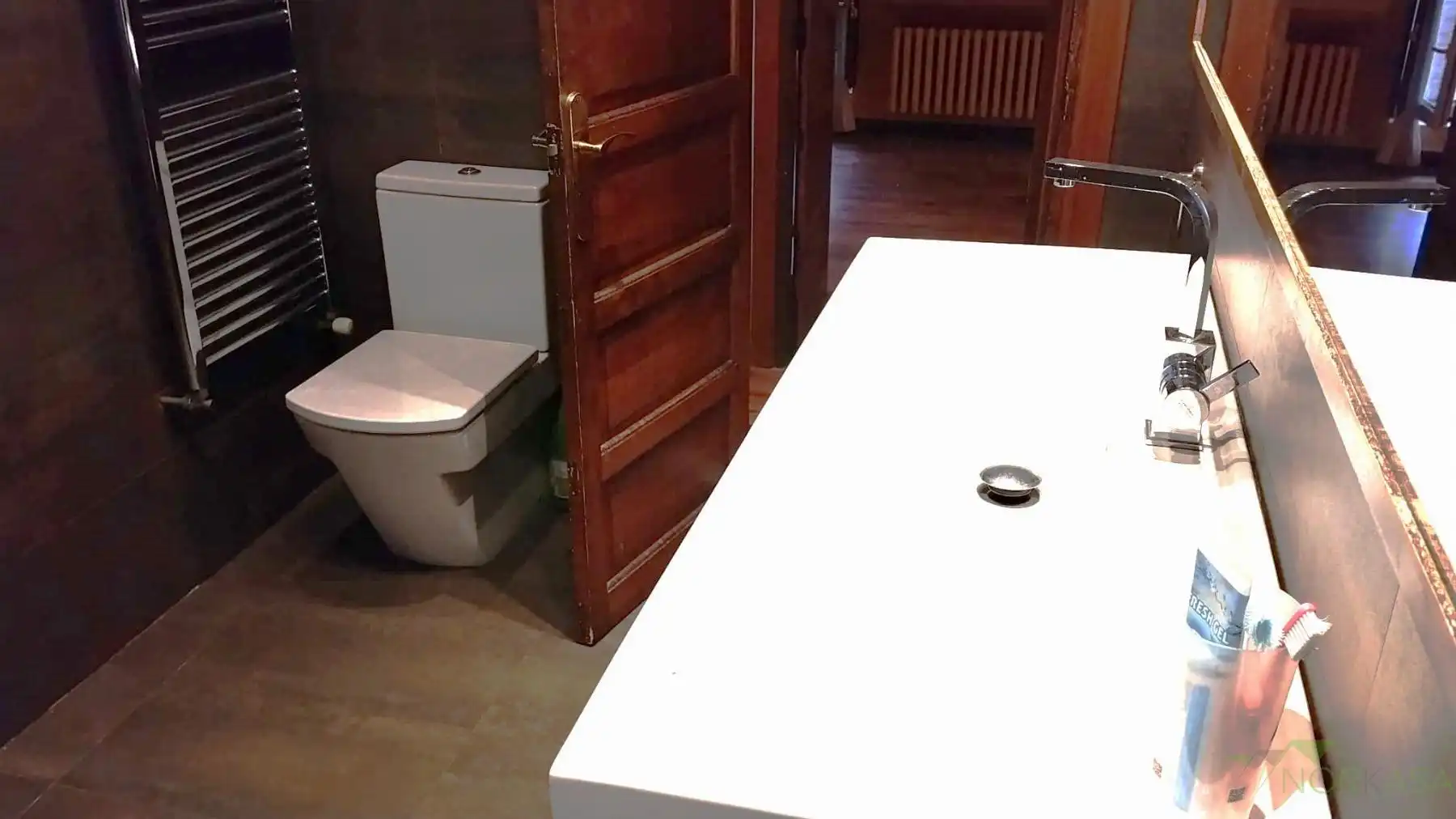 Bathroom of Flat for rent in Oviedo   with Heating, Furnished and Pets allowed