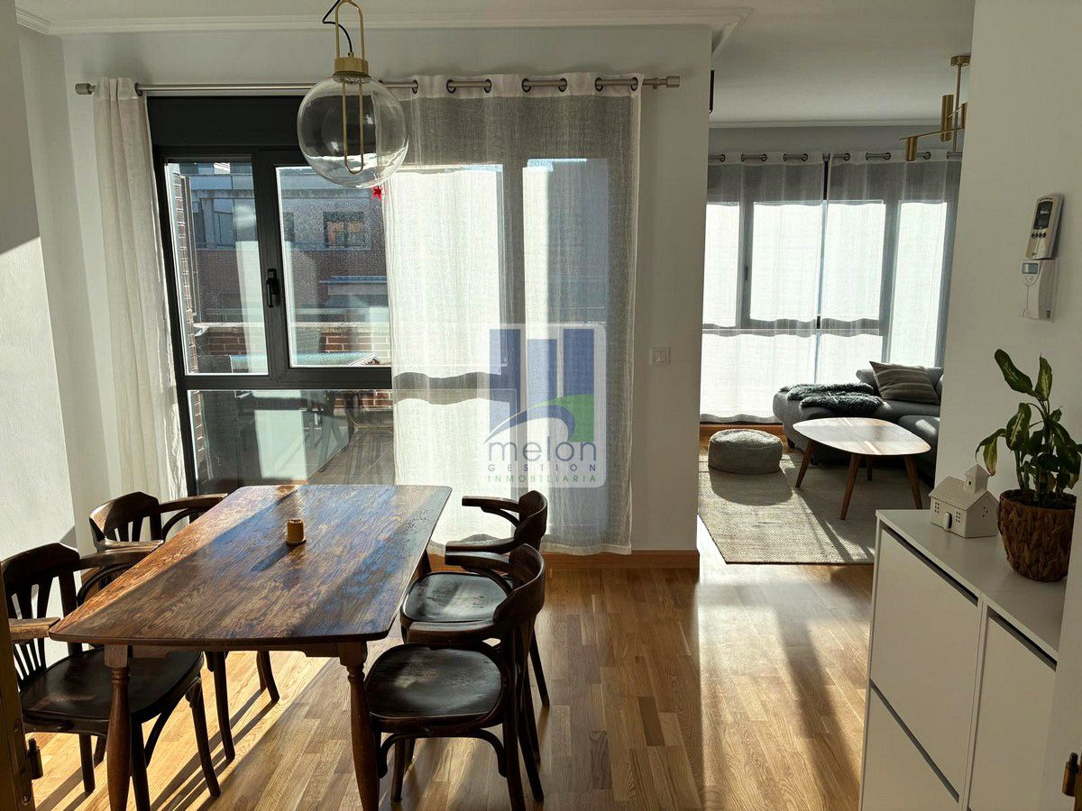 Vista exterior de Pis en venda en Burgos Capital amb Traster