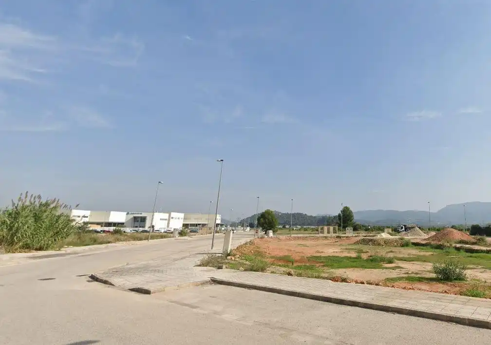Industriegrundstück zum Verkauf in Ador, imagen 3